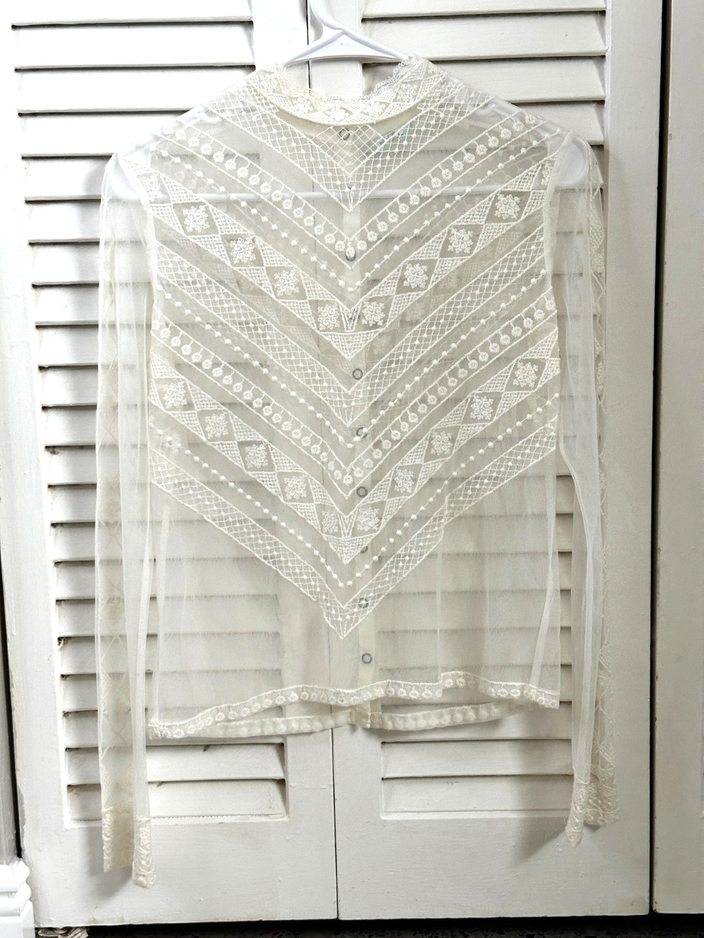 Kimchi Blue Sheer Embroidered Mesh Lace Blouse S Coquette Boho Chic Whimsigoth